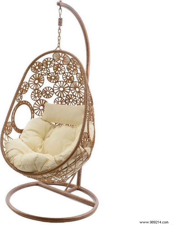 7 hanging chairs for a relaxed summer 