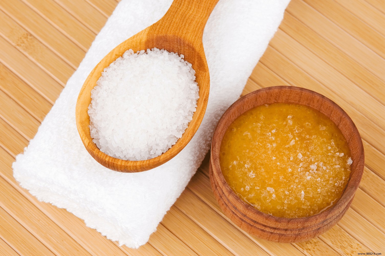 Scrub, exfoliant or peeling? Naturally radiant skin 