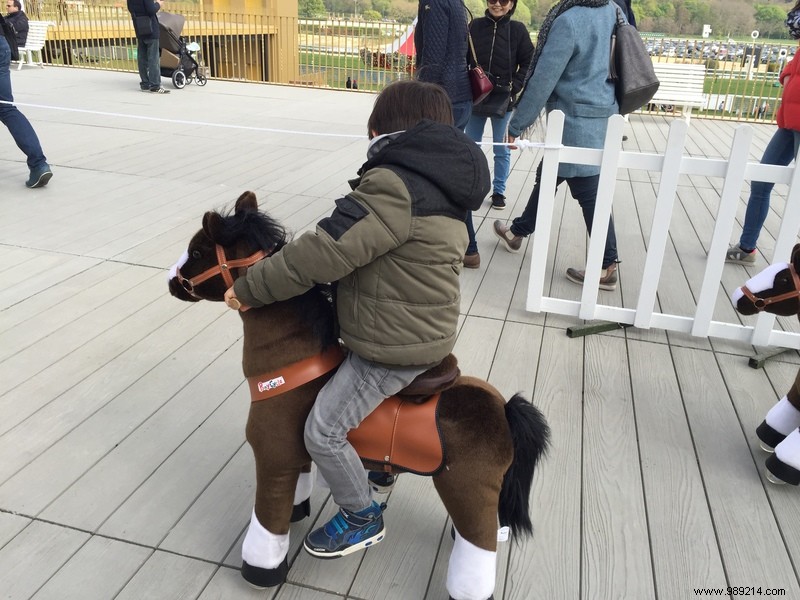 Les Dimanches au Galop, an original family outing 