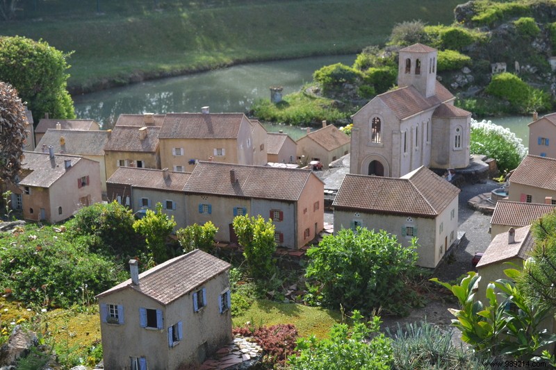 France Miniature:a tour of France in one day! 