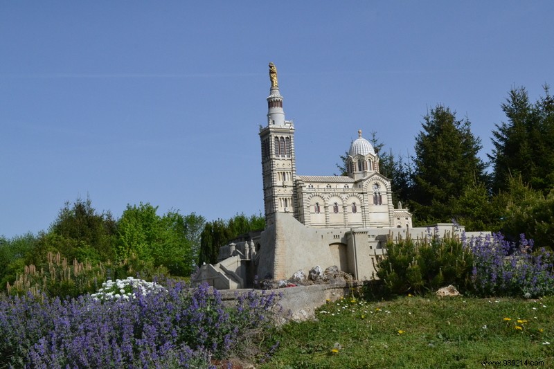 France Miniature:a tour of France in one day! 