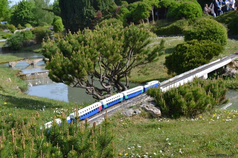 France Miniature:a tour of France in one day! 