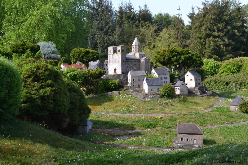 France Miniature:a tour of France in one day! 