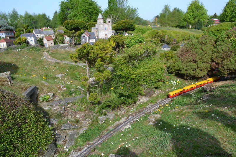 France Miniature:a tour of France in one day! 