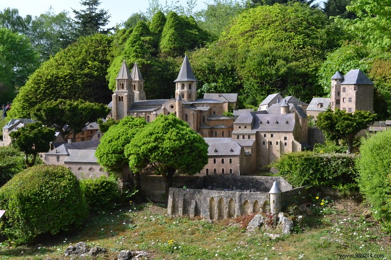 France Miniature:a tour of France in one day! 