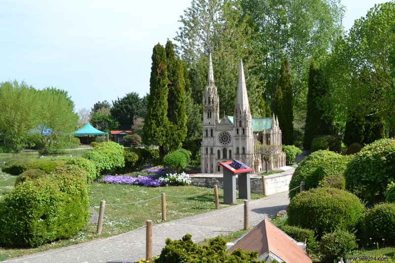 France Miniature:a tour of France in one day! 