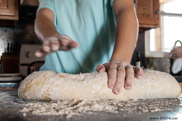 Learn to make organic bread 