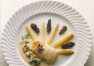 Turbot with morels and white asparagus from the Landes 