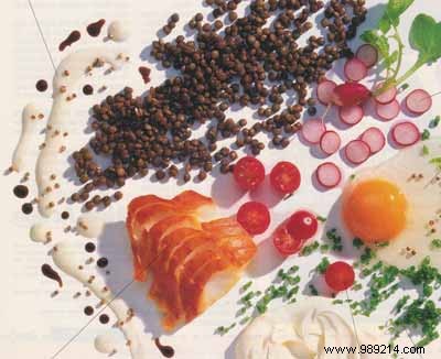 Haddock flan, lentil salad with pink radishes and cherry tomatoes 