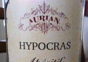 Ancient medieval wine-based drink, sweetened with honey and flavored:Hypocras 