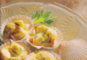 Sauteed scallops, curry sauce 