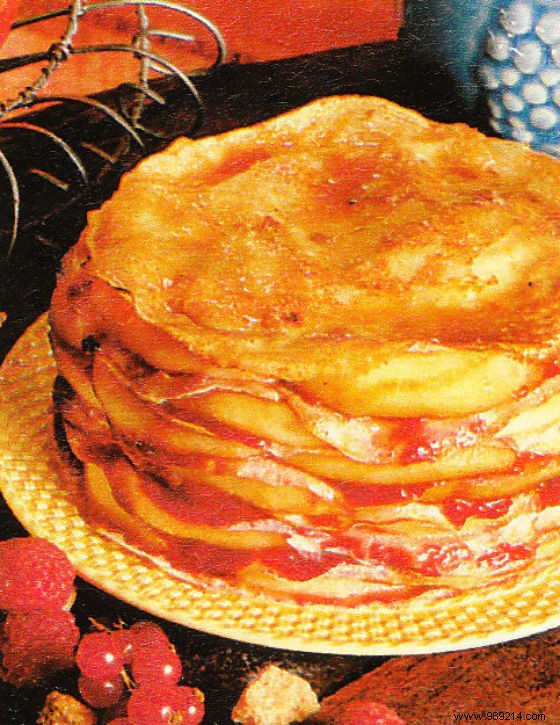 Four o clock pancake cake 