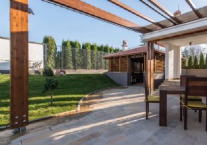 The strengths of a bioclimatic pergola in your garden 