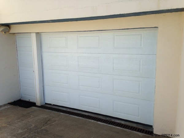 How to choose a motorized garage door? 