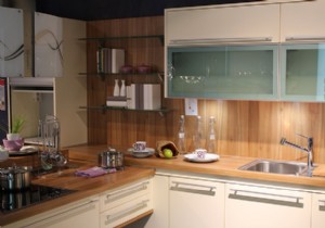 How to arrange a functional fitted kitchen? 