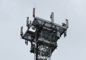 Activists destroy 5G equipment due to Covid-19 pandemic 