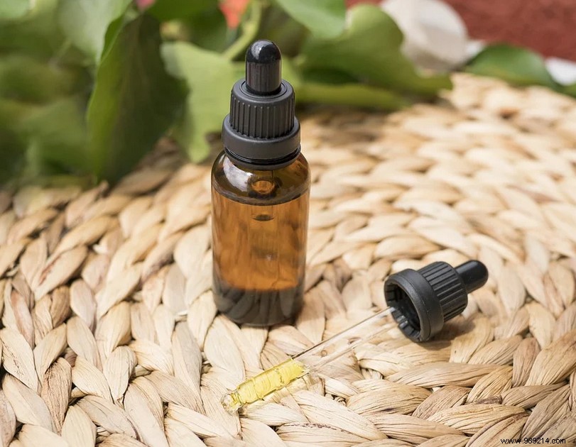 Cannabidiol oil:properties, dosage and legal framework 