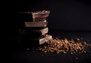 Should we eat chocolate regularly to feel happier? 