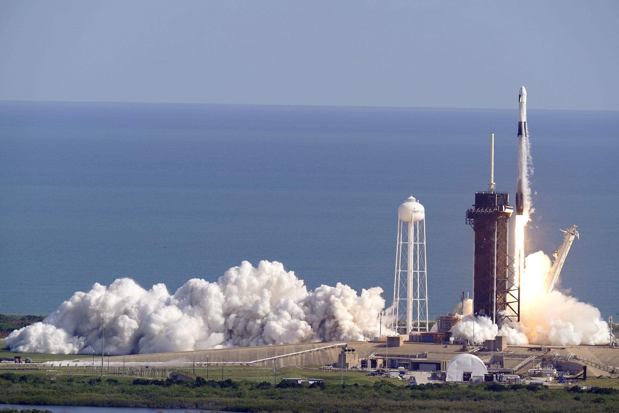 For the first time, two SpaceX vessels are docked to the ISS 