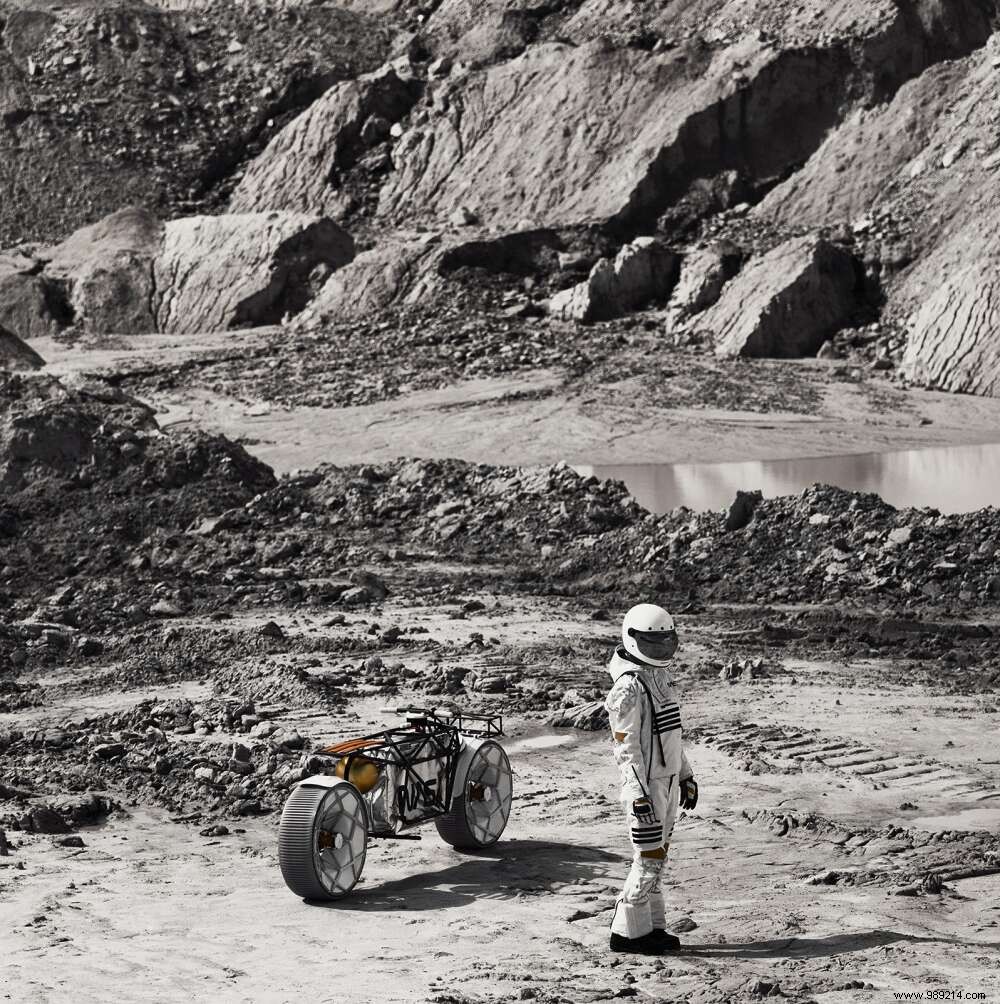 One Day Astronauts Could Ride On The Moon With This Motorcycle 