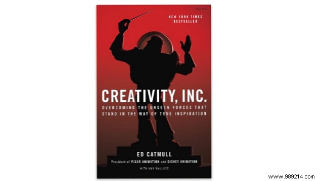 11 Geek Books Recommended by Tech Influencers