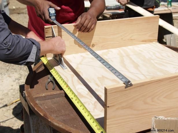 How to Build a Coffee Table From Reclaimed Wood