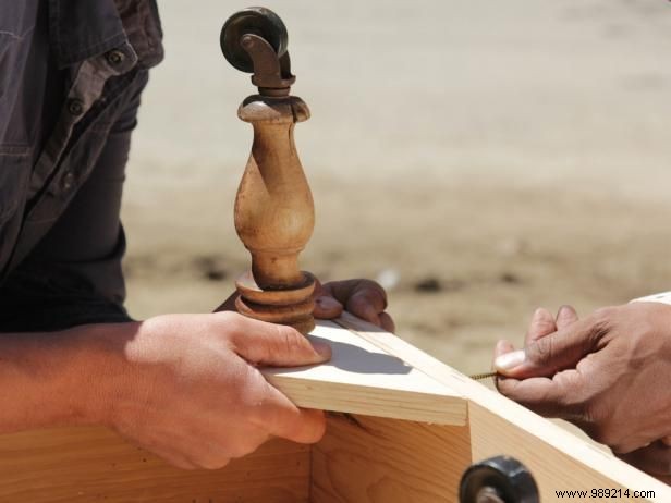 How to Build a Coffee Table From Reclaimed Wood