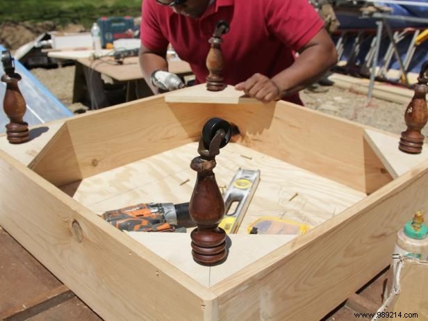 How to Build a Coffee Table From Reclaimed Wood