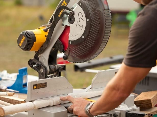 How to build a driveway bench