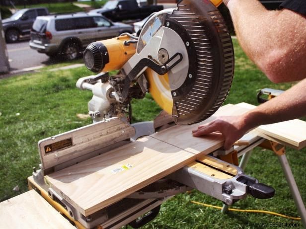 How to build kitchen shelves