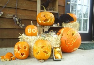 How to Carve a Halloween Pumpkin