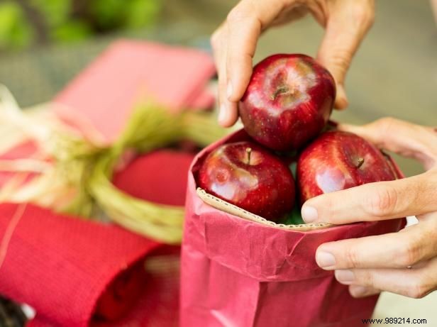 How to Create a Farmers Market Centerpiece