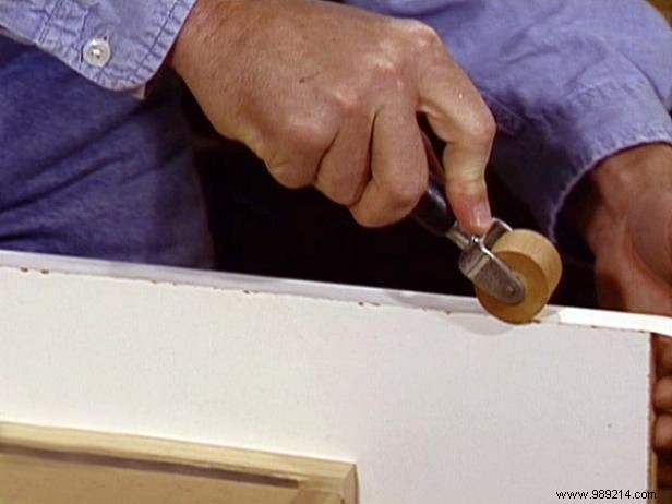 How to cut laminate shelving