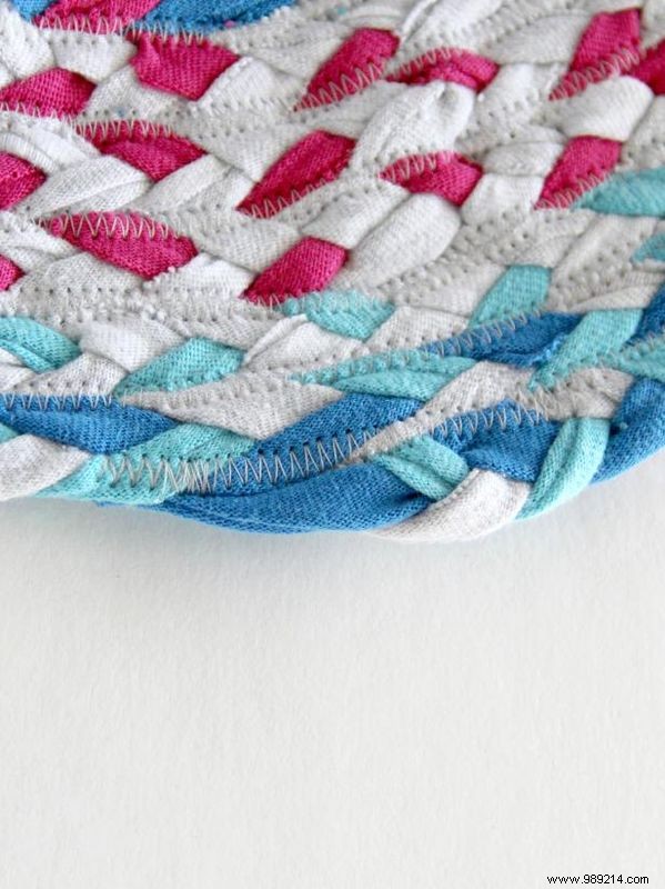 How to make a braided rug out of old t-shirts