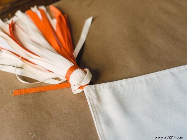 How to Make a Pom-Pom Cheerleader Table Runner