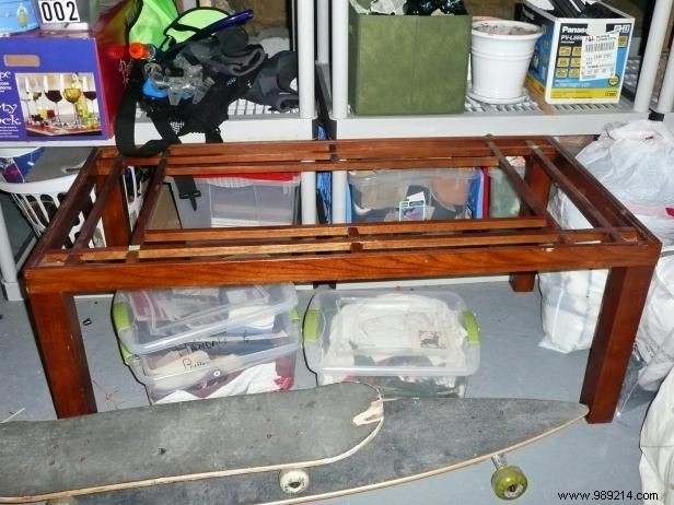 How to make a coffee table out of an old door