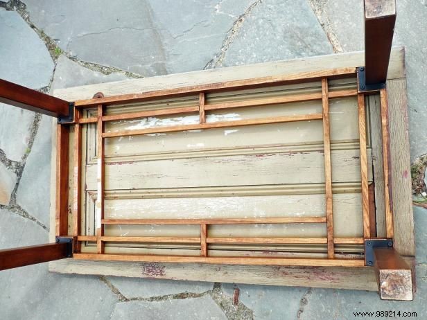 How to make a coffee table out of an old door