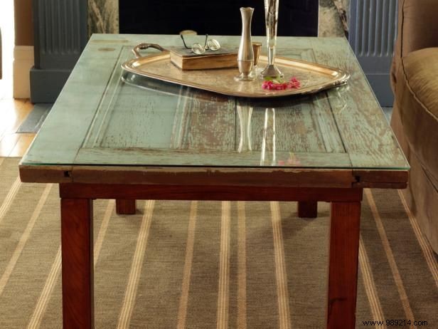 How to make a coffee table out of an old door