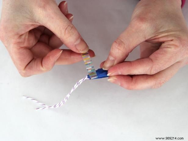 How to Make a Tassel Decorated Easter Tree