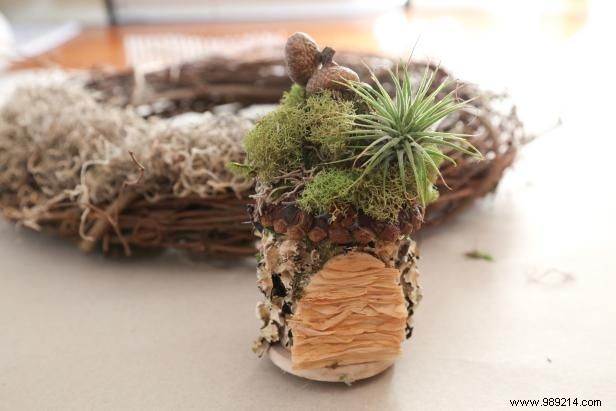 How to make a fairy garden wreath