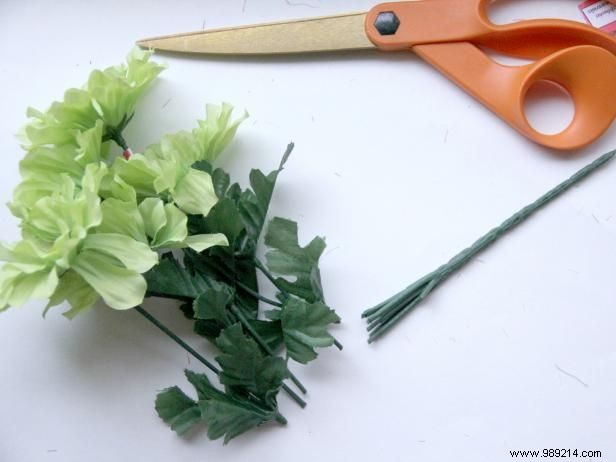 How to make a flower crown