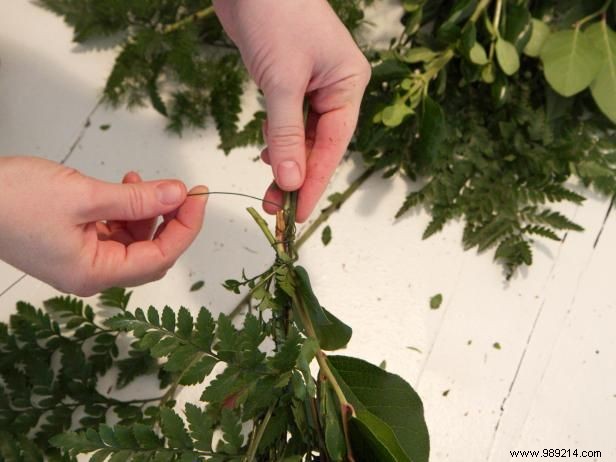 How to make a flower garland