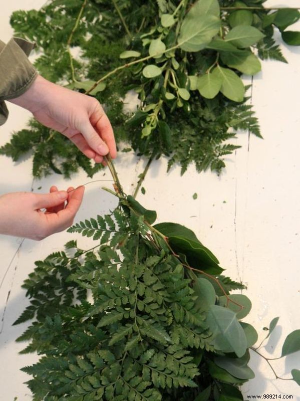 How to make a flower garland