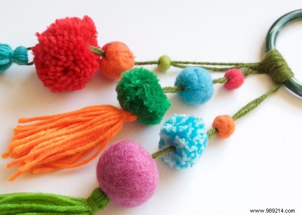 How to make a wool felt beaded door hanger