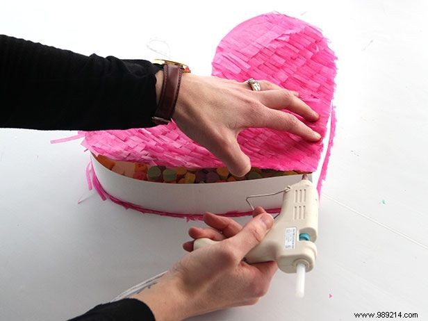 How to make a Fringed Heart Pinata