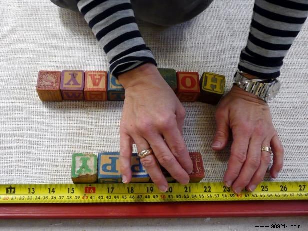 How to Make a Holiday Greeting Card Display