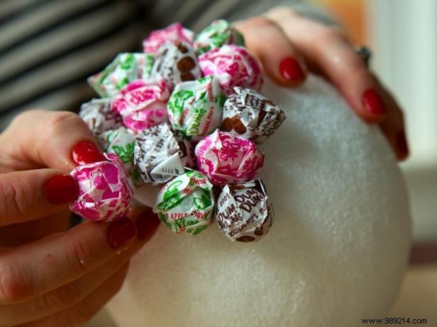 How to Make a Lollipop Topiary Centerpiece