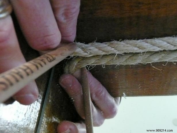 How to make a mirror from an old wooden drawer