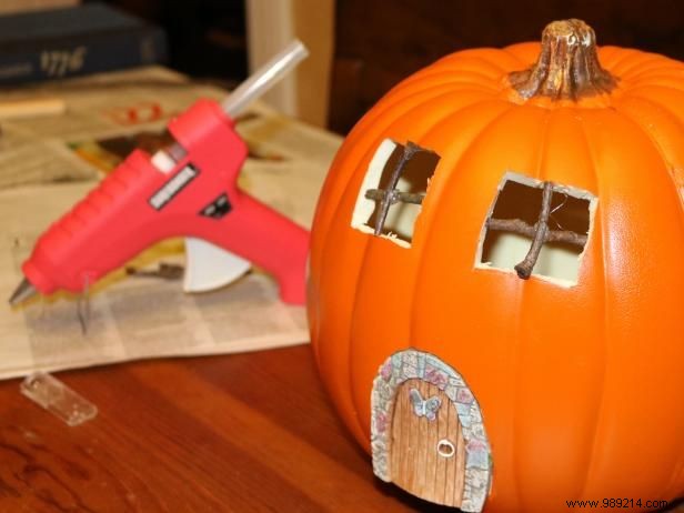 How to make a miniature Halloween town