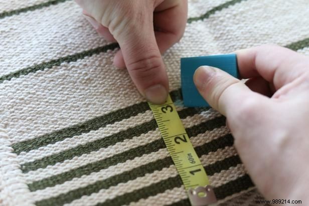 How to Make a Pet Bed Cover From a Flat Weave Rug